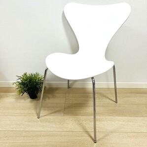 ③セブンチェア フリッツハンセン 正規品 FRITZ HANSEN ホワイト SEVEN Chair Arne Jacobsenの画像1