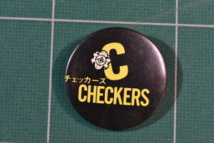 Qm274 当時モノ the checkers チェッカーズ 缶バッジ BADGE ゆうメール 