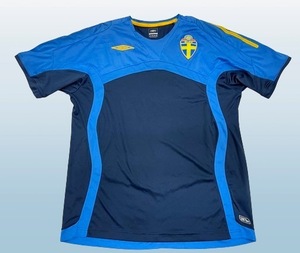 r1_6369k ★定形外 配送★ スウェーデン代表　2008-2010　ユニフォーム　UMBRO アンブロ　サイズXL