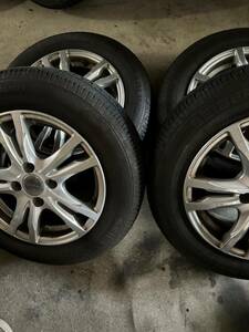 ヴィッツに使用していたアルミホイルと165/70R 14のBSブリジストン製8山以上のタイヤです。