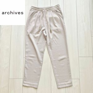 【美品】アルシーヴ archives ベージュパンツ ウエストゴム テーパードパンツ