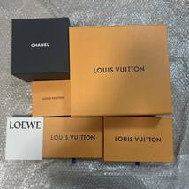 ルイヴィトン ロエベ シャネル 空箱 まとめ売り バッグ 小物 財布 ブランド 箱 LOUIS VUITTON CHANEL LOEWE ヴィトン ボックス インテリア_画像1