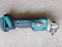 makita【マキタ】 ディスクグラインダ GA408D 18V_画像3