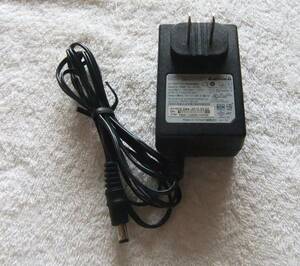 BUFFALO Buffalo AC adaptor WA-18G12U 12V 1.5A central piller n less used 10