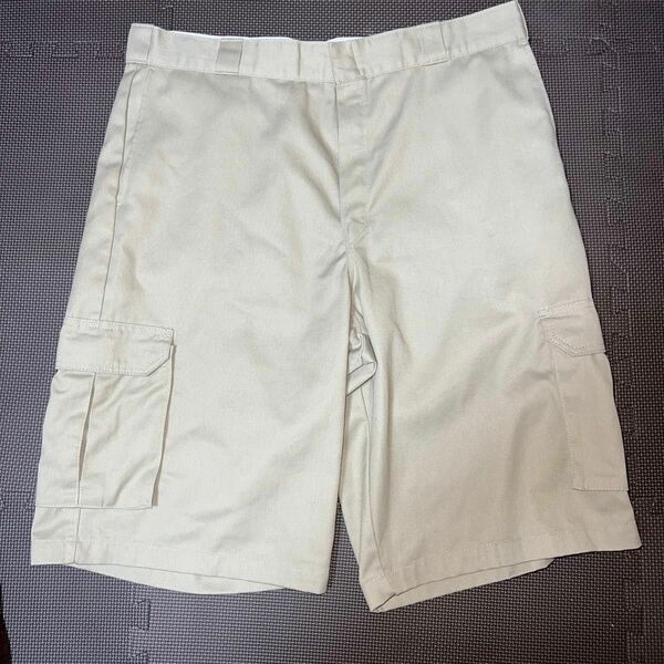 LOOSE FIT CARGO WORK SHORTS, 13