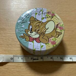 リップバーム　シーツリーアート　SPF15 PA+ ハチミツの香り　トム&ジェリー　TOM&JERRY かわいい　缶。