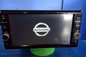 (H)カーナビ 日産純正 MM317D-W CN-SND7J3CJ フルセグ/ブルートゥース/DVD/SD 2020年データ タッチずれ有[2308181]