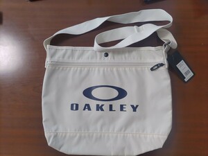 オークリー ESSENTIAL SMALL BAG 2.0 (921646JP-3 30B) ショルダーバッグ 12L ： アイボリー OAKLEY