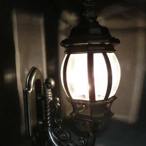 ●即決！ 玄関灯 ブラケットライト 屋外 屋内 来客照明器具 アンティーク リペイント品 カットガラス 外灯 其の2の画像5