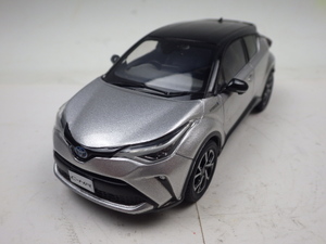 207【S.R】非売・展示品 1/30 TOYOTA C-HR 2トーン カラーサンプル ブラック×メタルストリームメタリック 箱無 香川発