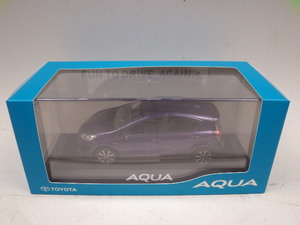 207【S.R】非売品・未開封 1/30 TOYOTA アクア AQUA NHP10 3代目 カラーサンプル ジュエリーパープルマイカメタリック 箱有 香川発