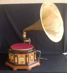  gramophone trumpet attaching His Master Voice. rectangle trumpet that time thing interior antique [ old house delivery ]