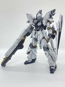 HG シナンジュスタイン　全塗装完成品