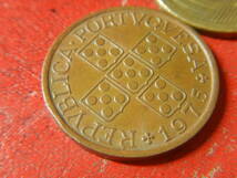 外国・ポルトガル／５０センタボ青銅貨（1975年）　240326_画像3
