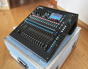 ALLEN&HEATH Qu-16 Hケース