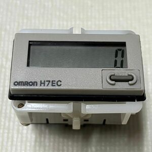 OMRON オムロン 小型トータルカウンター H7EC-N 1個　取付ブラケット付き