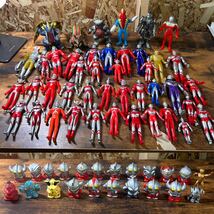 BANDAI バンダイ ウルトラマン ウルトラ怪獣 円谷プロ ソフビ フィギュア 指人形 レトロ アンティーク ビンテージ 大量 65点 まとめ 中古品_画像1