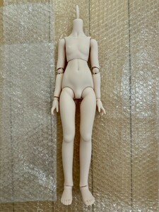 MDD ベースボディ3 Fキューブ　セミホワイト　S胸　中古美品