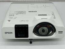 美品 EPSON プロジェクター 　EB-536WT リモコン付き　専用ペン付き /ランプ使用時間500H以内_画像2