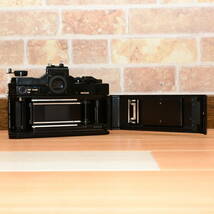0326-E522-13 Canon キヤノン F-1 + LENS FD 50mm 1:1.8 レンズ付き_画像6