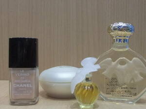 NINA RICCI　パヒューム　ソープ　オードトワレ　3点セット　香水　CHANEL　ネイル　ヴェルニ　マニキュア　おまとめ　USED品　共箱あり