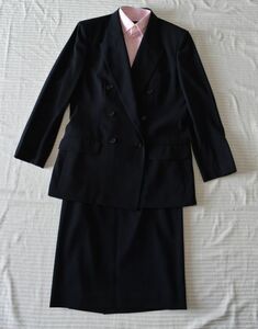 ** Burberry * elegant navy jacket 11& skirt 13 setup stylish suit 