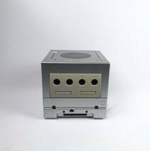 ゲームキューブ Nintendo 任天堂 GAMECUBE ゲームボーイプレイヤー シルバー コントローラー付き_画像3