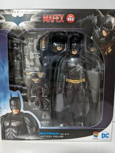 MAFEX ダークナイト バットマン Ver.3.0 フィギュア NO.053