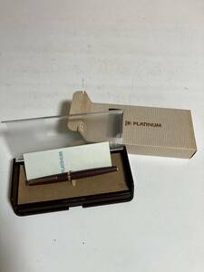  PLATINUMプラチナ ペン先18K極細 万年筆 現状品　コレクター　アンティーク　筆記用具　ケースあり