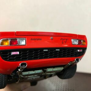 999 オートアート ランボルギーニ ミウラ SV 1/18 ミニカー 赤 レッド 模型 完成品の画像9