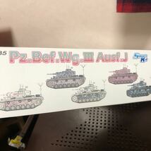 134 未組立 白箱 ドラゴン 1/35 第二次世界大戦 ドイツ軍 III号指揮戦車J型 プラモデル マジックトラック スマートキット_画像5