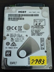 使用時間7983時間/HGST HDD 320GB