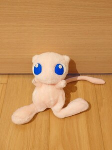 ポケモン　ぬいぐるみ　TOMY ミュウ