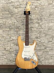 . легкий / редкий пепел корпус .1997 год производства Fender USA American Standard Stratocaster