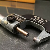 カウント外側マイクロメータ 測定範囲（mm）: 0 ~ 25mm 目量 : 0.01mm Mitutoyo カウンタで素早く読取れます。※ サビあり写真参照_画像3