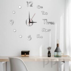壁掛け時計シールタイプ 壁掛け時計 ウォールクロック 数字＆英字 立体デザイン 静音設計 粘着式 簡単取り付け　シルバー
