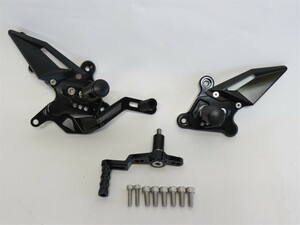 YAMAHA用 MT-09 mt-09 mt 09 v3 2022 以降 調整式 バックステップ セット CNC 黒 【st-mt0922-2】