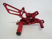 honda CBR150 CBR150R cbr125 2004-2010 CNC 調整式 バックステップ 赤 【st-cbr15004-2】_画像3