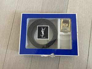 未使用 長期保管 置き古し YSL Yves Saint Laurent イヴサンローラン ベルトとバックル ベルト長約120センチ 幅約2.9センチ 送料230円から