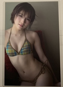 【厚手ラミネート加工】岡田奈々 水着　雑誌切り抜き ８ページ サイズB5 週刊プレイボーイ２０１７年NO.22【グラビア】-A17