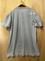 古着 90s POLO SPORT ポロスポーツ ロゴプリント 半袖 Tシャツ グレー サイズM 雰囲気系 フェード_画像2