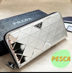 【新品未使用箱付き】 PRADA プラダ ブラッシュドレザー ジップアラウンド 長財布　ロングウォレット　SILVER　メタル　2ML317