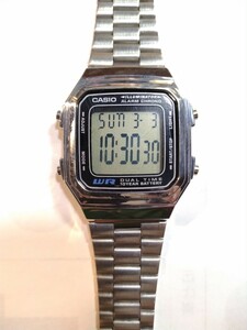 CASIO　ビンテージデジタル中古メンズ腕時計稼働品