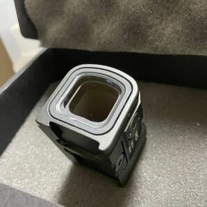 実物 Aimpoint acro p-2 正規品 と FrontとRear Clear Lens Cover 正規品の画像4