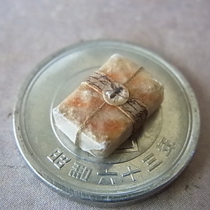  ミニチュアドールハウス ミニチュア焼き菓子 カスタムブライス の小物にも ミニチュア テディベア アンティーク木箱 おやつ の画像5