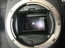 Canon EOS 5D MARK II カメラ + 電池一個。中古。配達無料。_画像3