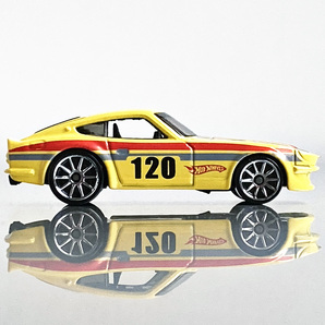 1/64 ホットウィール ダットサン フェアレディ 240Z イエロー Hot Wheels Datsun Fairladyの画像2