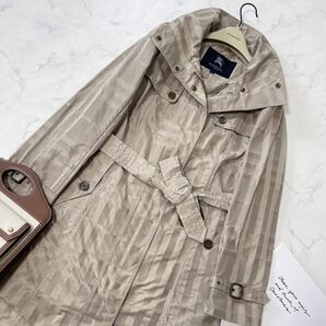 超美品 バーバリー BURBERRY バーバリーロンドン トレンチコート スプリングコート シャドーチェック ロング 通勤 旅行 38の画像4