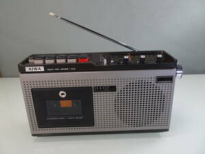 AIWA/ Aiwa TPR-120 radio-cassette junk 