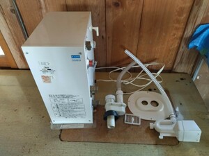 toto yupot re06sk 湯ポット 電気貯湯湯沸器 ジャンクです 電気温水器 小型給湯器